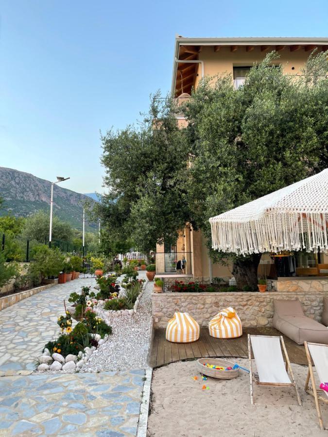 Vila Natali Himarë Exterior foto